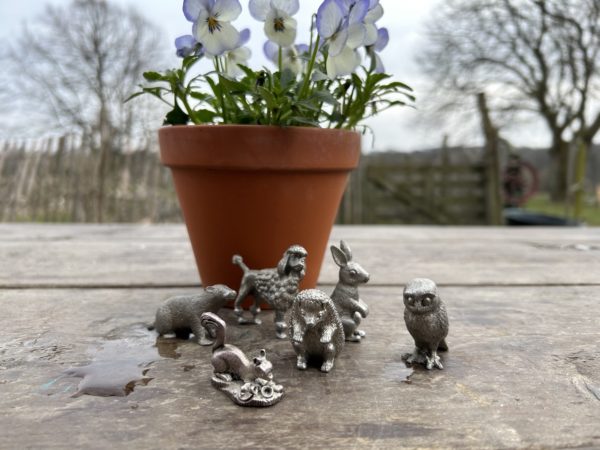 Hortikultur i Vitaby, Miniatyrfigurer i formgjuten tenn 3571 - stor